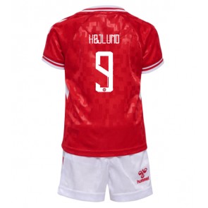 Lacne Dětský Futbalové dres Dánsko Rasmus Hojlund #9 ME 2024 Krátky Rukáv - Domáci (+ trenírky)